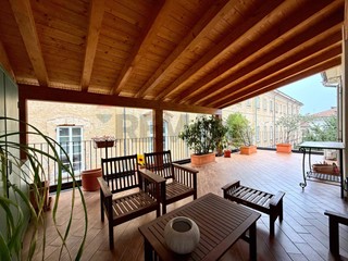 Attico in Vendita a Pavia, 615'000&euro;, 155 m²