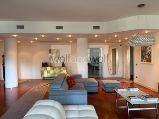 Quadrilocale in Affitto a Milano, 4'000&euro;, 350 m²