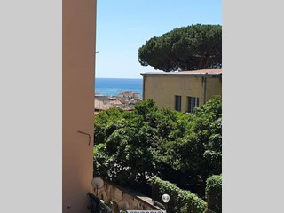 Trilocale in Vendita a Salerno, 220'000&euro;, 75 m²