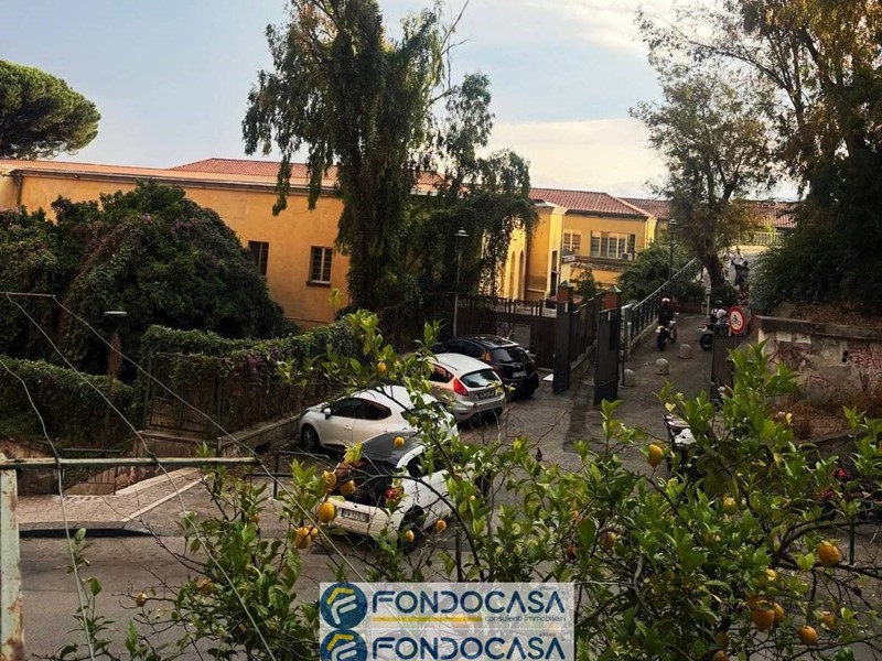 Appartamento in Vendita a Salerno, 280'000&euro;, 90 m²