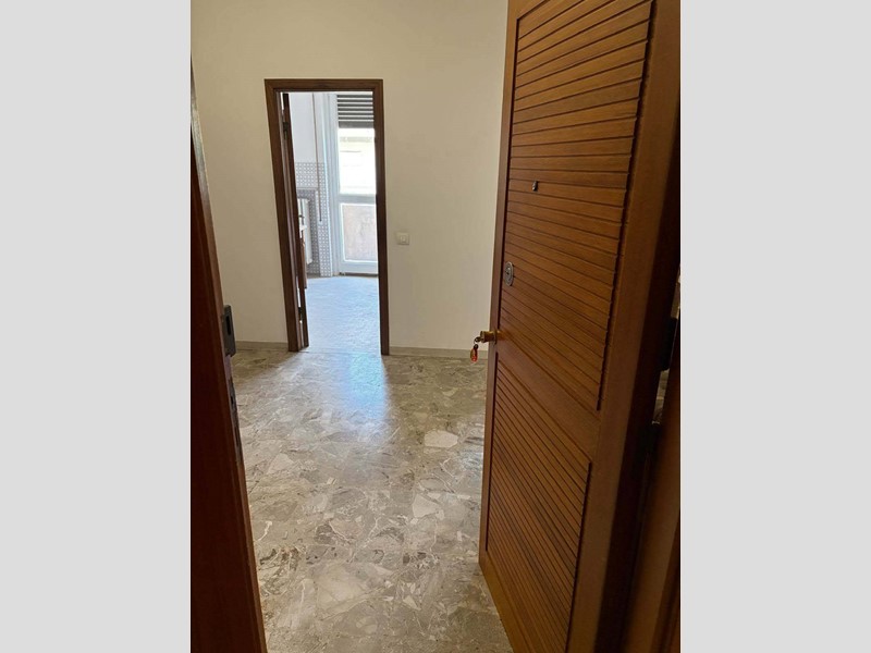 Appartamento in Affitto a Pesaro, 700&euro;, 140 m²
