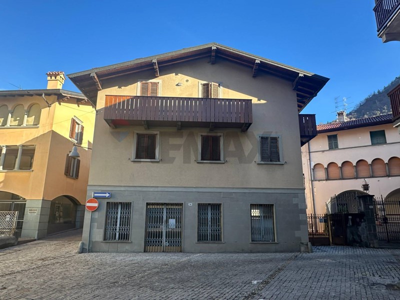 Trilocale in Vendita a Villa d'Ogna, 32'000&euro;, 80 m²