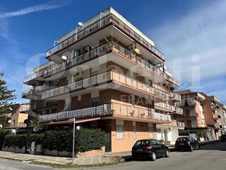 Quadrilocale in Vendita a Scalea, 74'000&euro;, 60 m², arredato