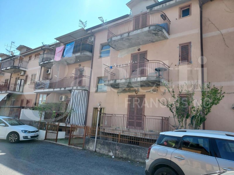 Bilocale in Vendita a Scalea, 45'000&euro;, 50 m²