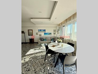 Quadrilocale in Vendita a Gaeta, 750'000&euro;, 150 m², arredato