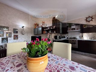 Bilocale in Vendita a Zelo Buon Persico, 148'000&euro;, 69 m², con Box