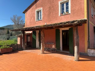 Trilocale in Affitto a Ameglia, 900&euro;, 65 m², arredato