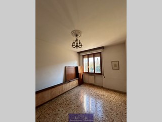 Appartamento in Vendita a Firenze, zona Gavinana, 450'000&euro;, 105 m², con Box