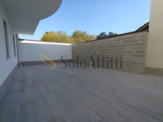 Quadrilocale in Affitto a Magnago, 1'000&euro;, 117 m², con Box