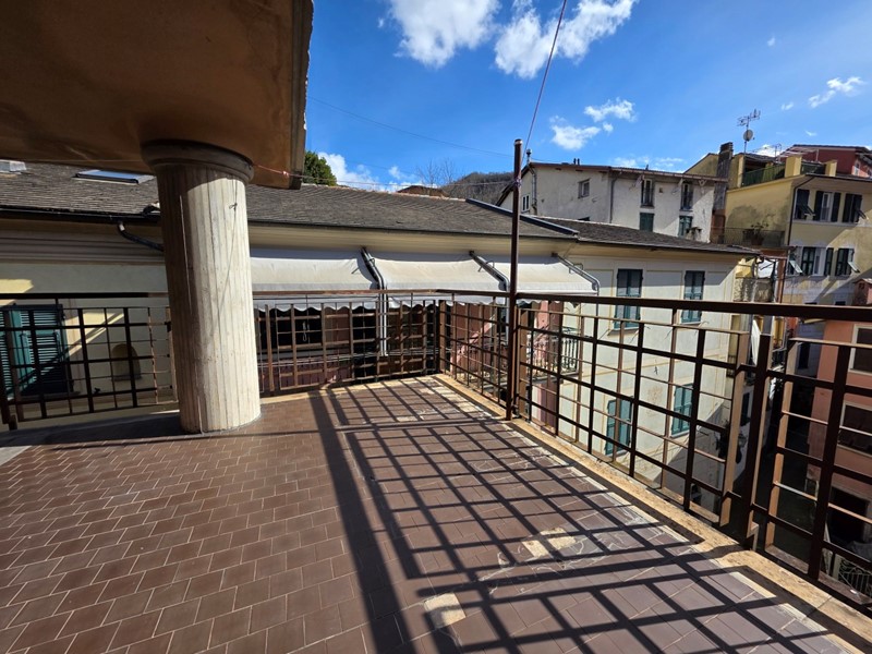 Appartamento in Vendita a Borzonasca, 68'000&euro;, 65 m²