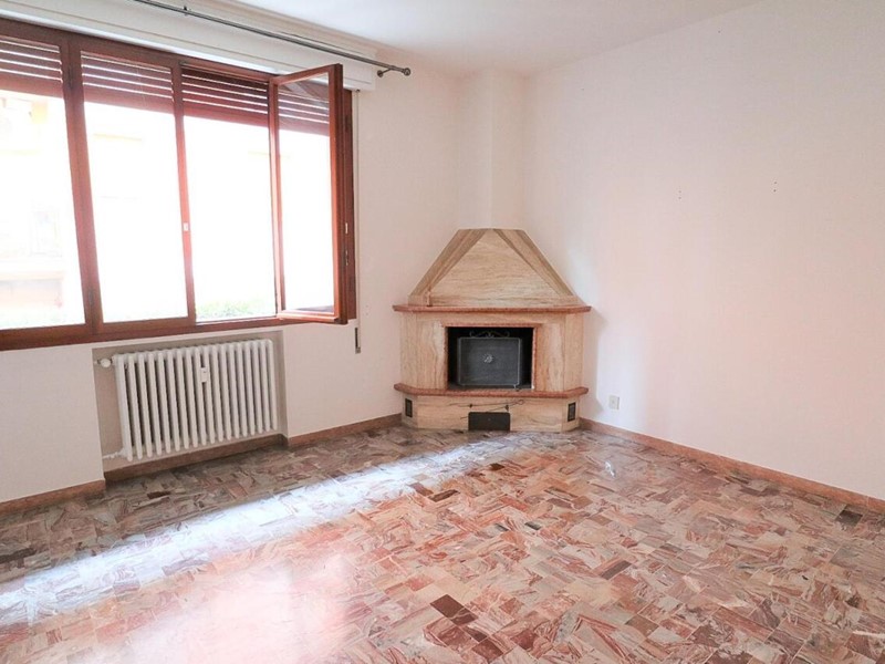 Appartamento in Vendita a Casalecchio di Reno, zona Croce di Casalecchio, 410'000&euro;, 140 m²