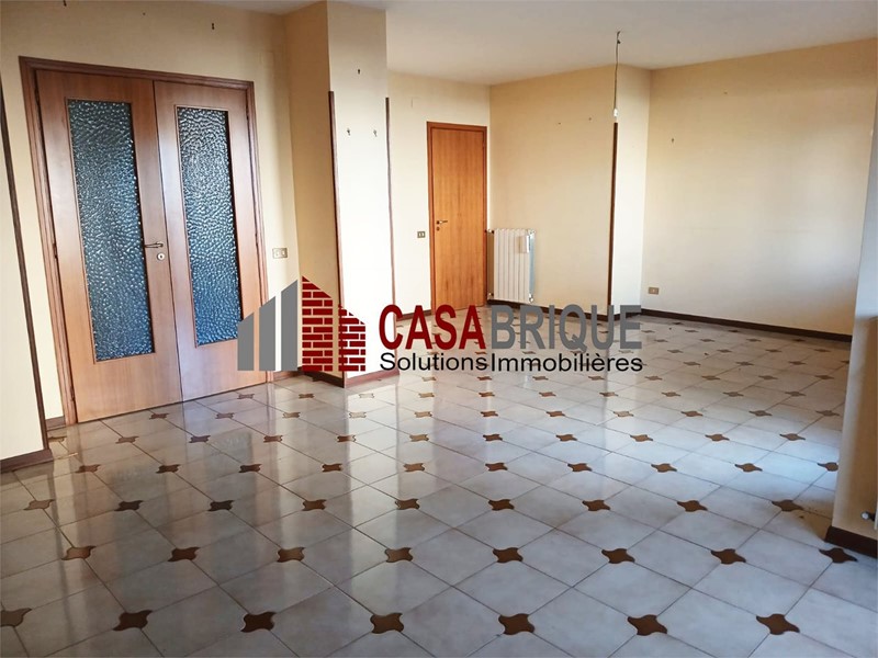 Appartamento in Vendita a Bagheria, 180'000&euro;, 140 m²