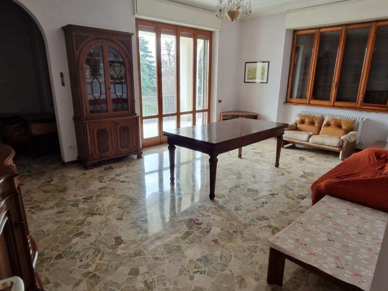 Appartamento in Affitto a Gessate, 1'300&euro;, 180 m²
