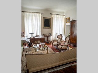 Quadrilocale in Vendita a Pisa, 500'000&euro;, 165 m²
