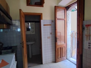 Trilocale in Vendita a Giardini Naxos, zona Naxos Schiso', 115'000&euro;, 52 m², arredato