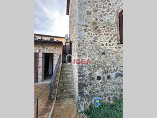 Quadrilocale in Vendita a Sovicille, zona Stigliano, 245'000&euro;, 110 m²
