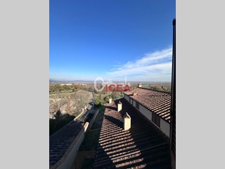 Appartamento in Vendita a Sovicille, zona Stigliano, 260'000&euro;, 127 m²