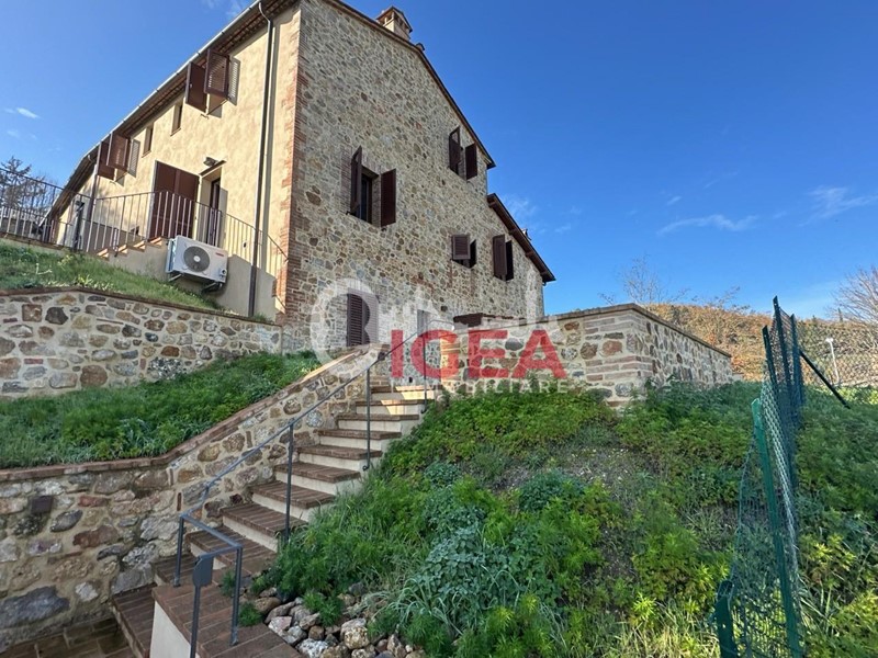 Quadrilocale in Vendita a Sovicille, zona Stigliano, 290'000&euro;, 134 m²