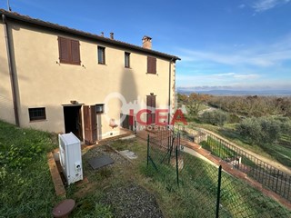 Quadrilocale in Vendita a Sovicille, zona Stigliano, 285'000&euro;, 131 m²