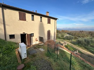 Quadrilocale in Vendita a Sovicille, zona Stigliano, 285'000&euro;, 131 m²