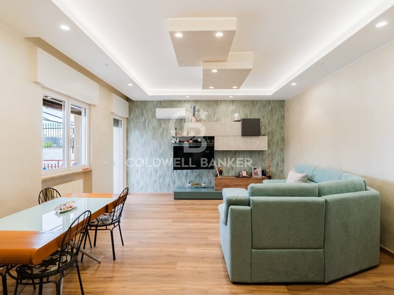 Appartamento in Vendita a Bari, 420'000&euro;, 210 m²