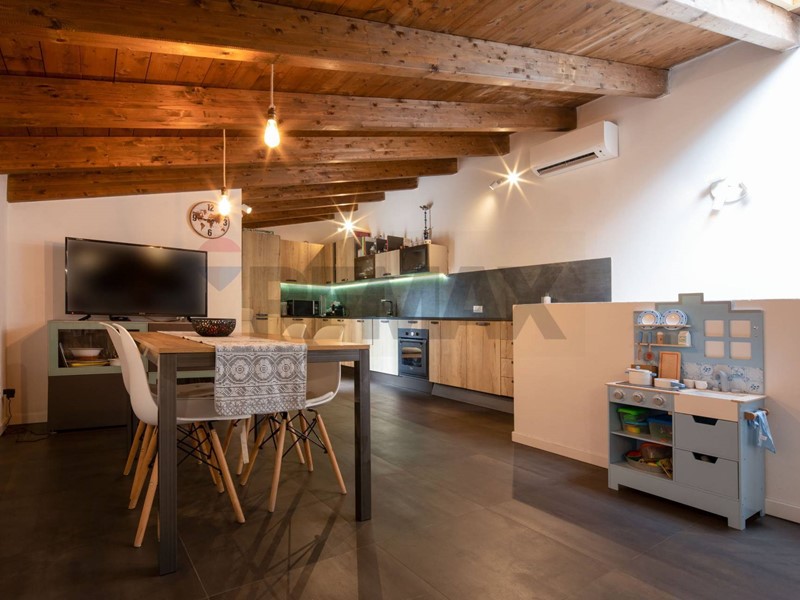 Quadrilocale in Vendita a Vimodrone, 406'000&euro;, 143 m²