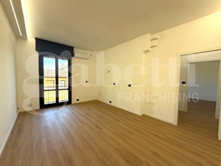 Trilocale in Vendita a Bologna, 285'000&euro;, 80 m²
