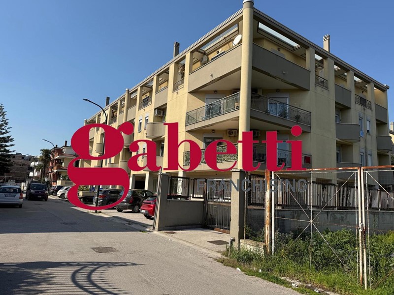 Attico in Affitto a Capodrise, 730&euro;, 123 m²