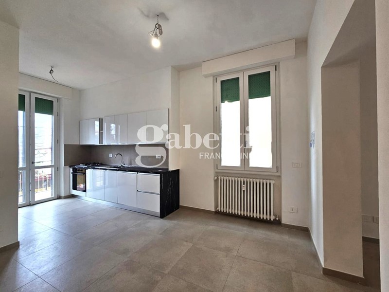 Quadrilocale in Vendita a Firenze, 378'000&euro;, 110 m², arredato