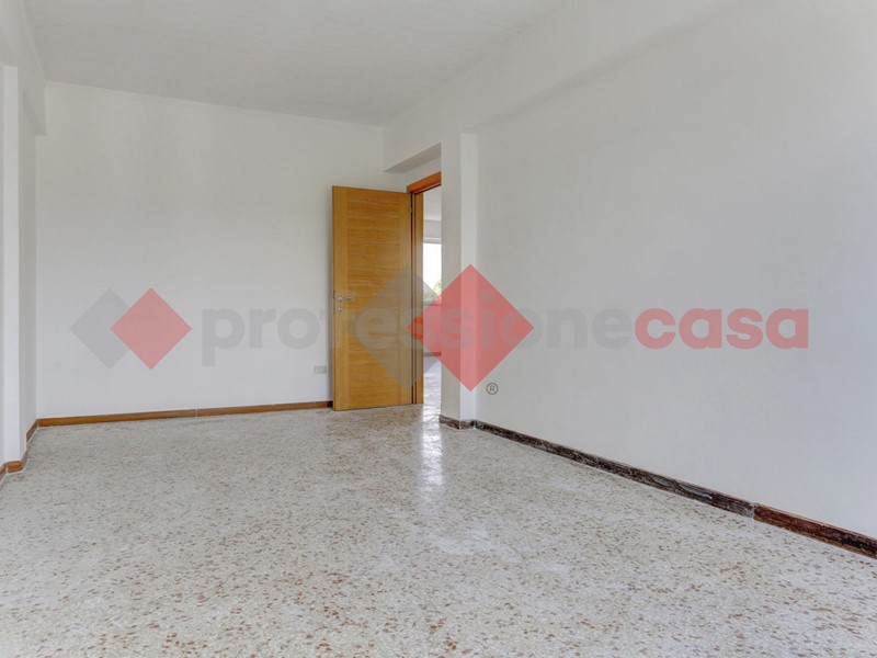 Trilocale in Vendita a Roma, 185'000&euro;, 90 m²