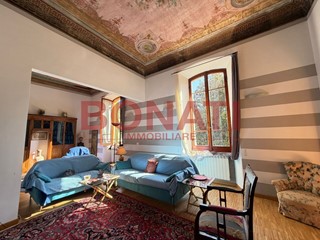 Appartamento in Vendita a La Spezia, zona Centro, 480'000&euro;, 230 m²
