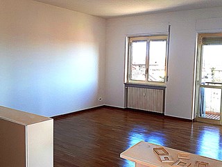 Appartamento in Vendita a Vigliano Biellese, 77'000&euro;, 124 m²