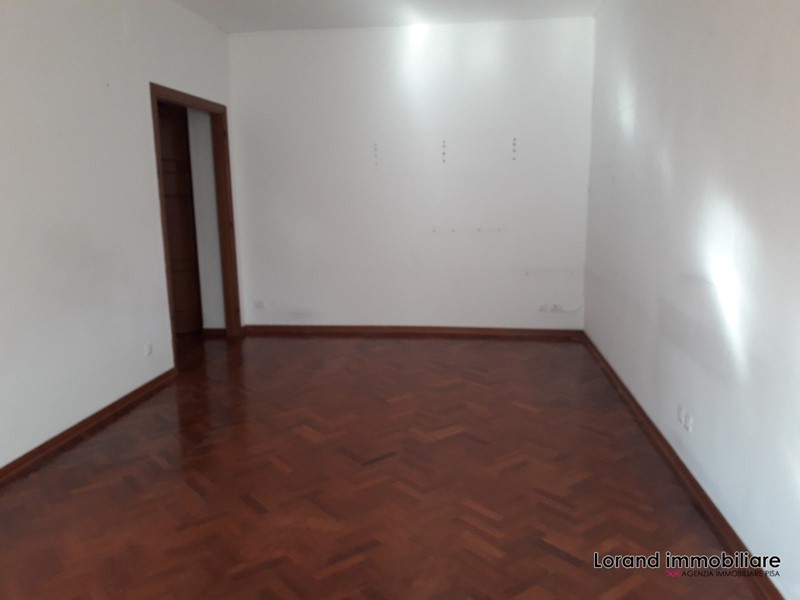 Appartamento in Affitto a Pisa, 1'200&euro;, 110 m²