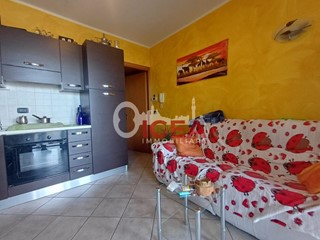 Bilocale in Vendita a Casole d'Elsa, zona Cavallano, 89'000&euro;, 45 m², arredato
