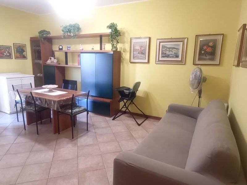 Bilocale in Vendita a Camaiore, zona Lido di Camaiore, 250'000&euro;, 50 m², arredato