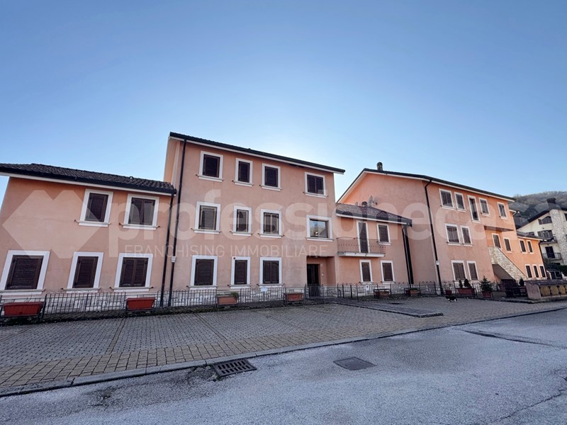 Trilocale in Vendita a Alfedena, 50'146&euro;, 46 m², arredato