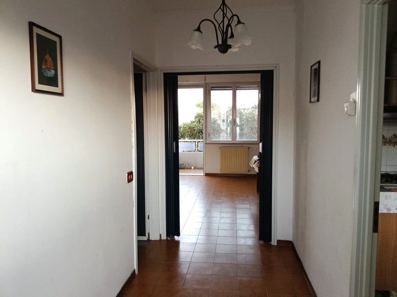 Appartamento in Vendita a Massa, zona Marina Di Massa, 270'000&euro;, 123 m², con Box