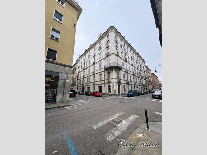 Trilocale in Vendita a Torino, 250'000&euro;, 85 m²