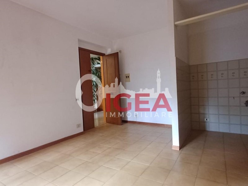 Bilocale in Vendita a Sovicille, zona San Rocco a Pilli, 85'000&euro;, 52 m², con Box