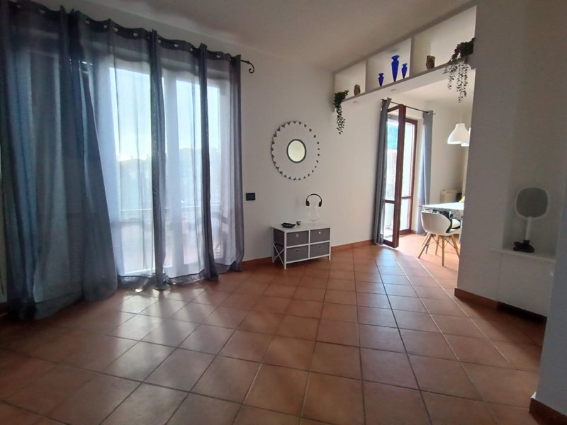 Appartamento in Vendita a Massa, zona Marina di Massa, 310'000&euro;, 120 m², arredato, con Box
