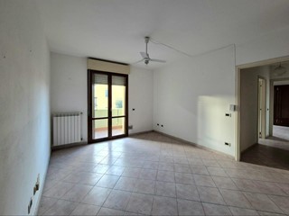 Trilocale in Vendita a Capannori, 148'000&euro;, 65 m²