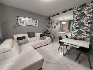 Appartamento in Vendita a Terricciola, zona Selvatelle, 223'000&euro;, 100 m², con Box