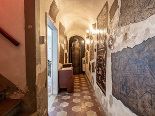 Quadrilocale in Vendita a Vinci, 135'000&euro;, 105 m²