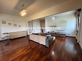 Appartamento in Vendita a Pontedera, 158'000&euro;, 125 m², arredato
