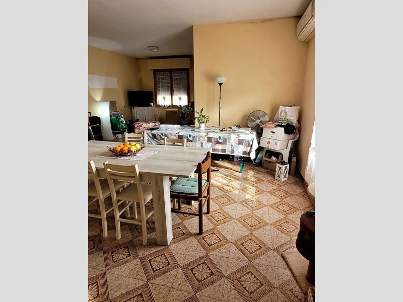 Appartamento in Vendita a San Giuliano Terme, zona Pontasserchio, 185'000&euro;, 100 m², con Box