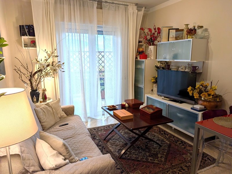 Trilocale in Vendita a Montignoso, zona Cinquale, 280'000&euro;, 70 m², arredato