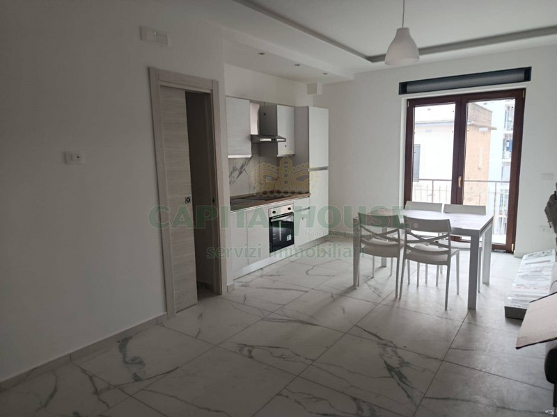 Trilocale in Affitto a Caserta, 700&euro;, 70 m²