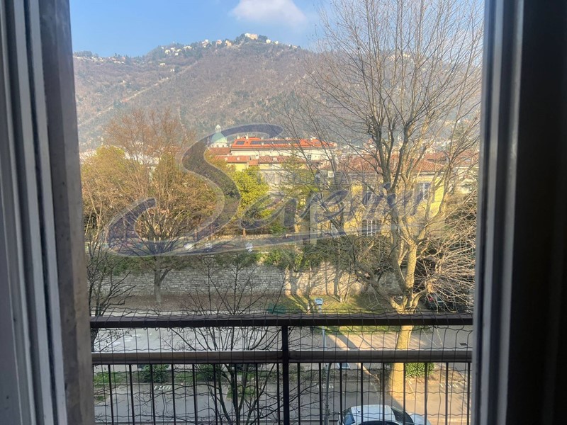 Bilocale in Affitto a Como, 900&euro;, 50 m²