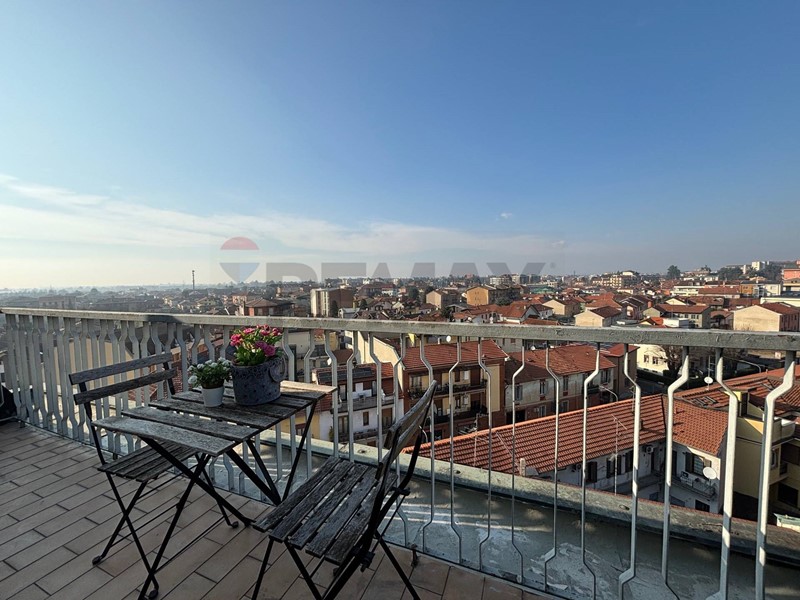 Bilocale in Affitto a Rho, 790&euro;, 67 m²