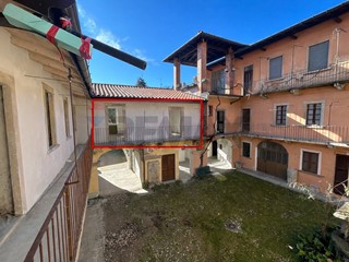Bilocale in Vendita a Viggiù, 120'000&euro;, 70 m²